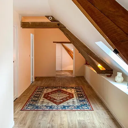 5 Bedroom Awesome Home In Luche Pringe