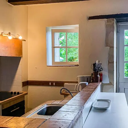 5 Bedroom Awesome Home In Luche Pringe