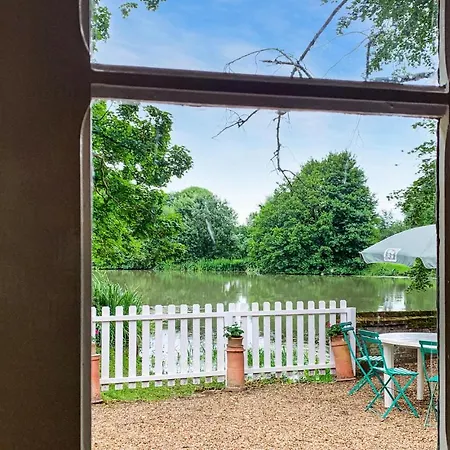 5 Bedroom Awesome Home In Luche Pringe * Le Lude